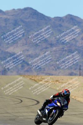 media/Mar-12-2022-SoCal Trackdays (Sat) [[152081554b]]/Turn 10 Braking Zone (11am)/